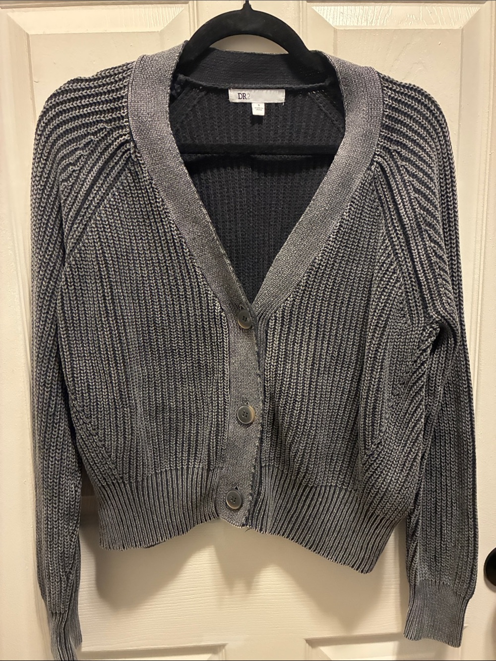 DR2 Gray Ribbed Button-Up Women's Cardigan